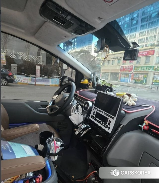 Hyundai Staria 2021 Черный из Кореи, фото 4