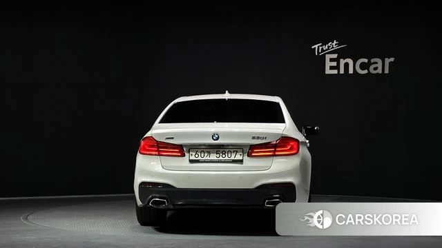 BMW 5 Series (G30) id 3880059 из Кореи 14