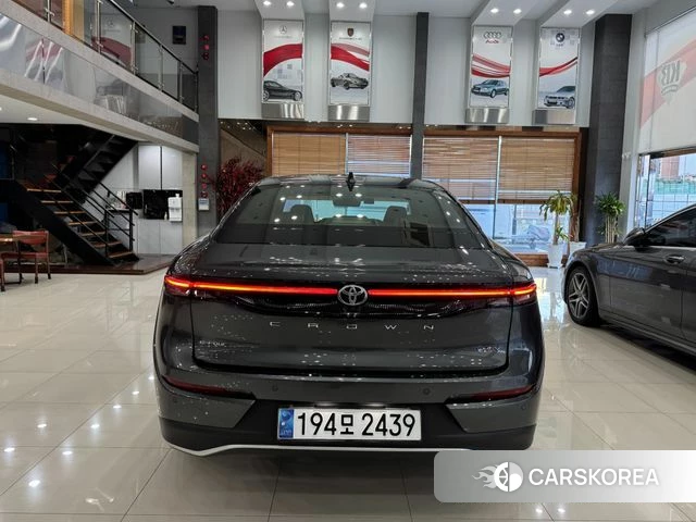 Toyota Crown Crossover id 4421896 из Кореи 14