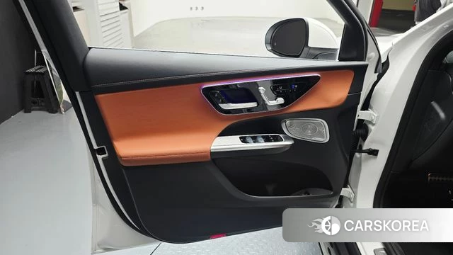 Mercedes-Benz GLC-Class X254 2024 Белый из Кореи, фото 6