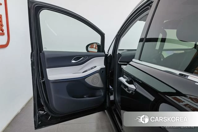 Lan Tu Dreamer PHEV id 4236163 из Китая 18