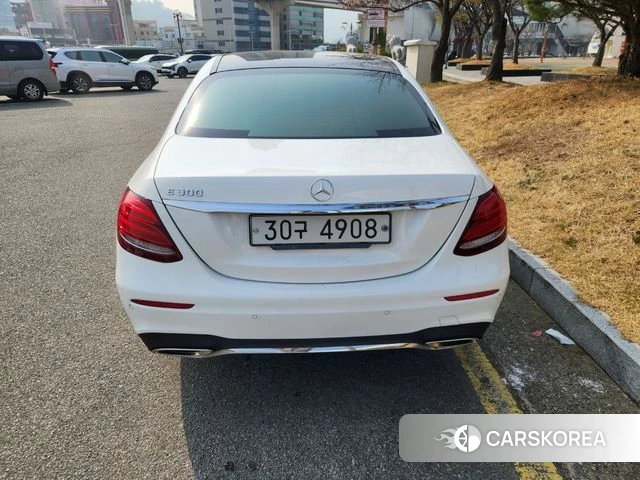 Mercedes-Benz E-Class W213 id 3844865 из Кореи 14