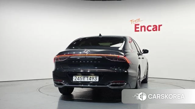 Hyundai The New Grandeur IG id 4769103 из Кореи 14