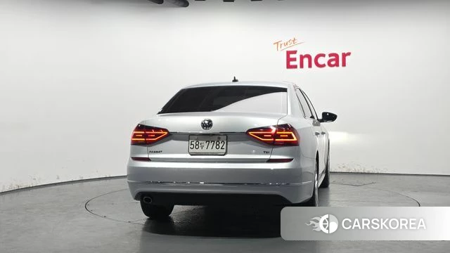 Volkswagen The New Passat id 3861581 из Кореи 14