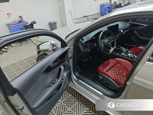Audi S4 2022 Темно-серый из Китая, фото 4