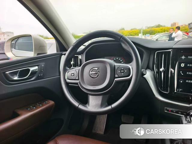Volvo XC60 id 4253524 из Китая 17
