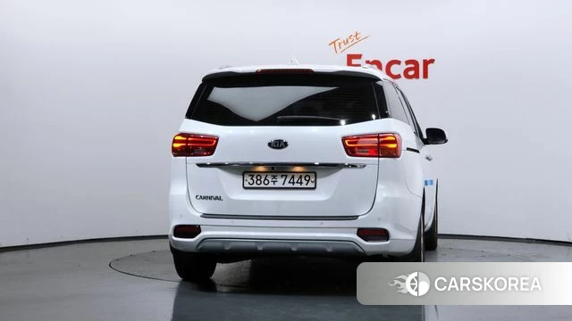 Kia The New Carnival id 4637901 из Кореи 14