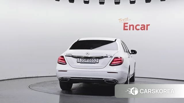 Mercedes-Benz E-Class W213 id 4525413 из Кореи 24