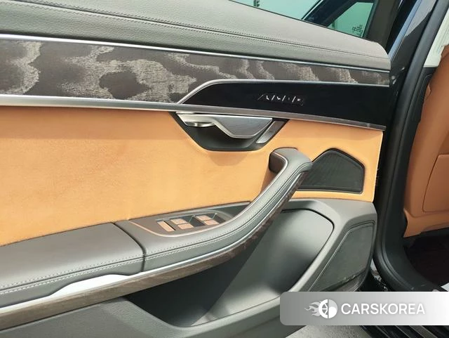 Audi A8 id 4353167 из Китая 12