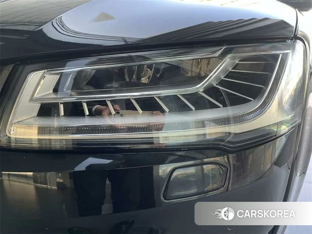 Audi A8 id 4215742 из Китая 7