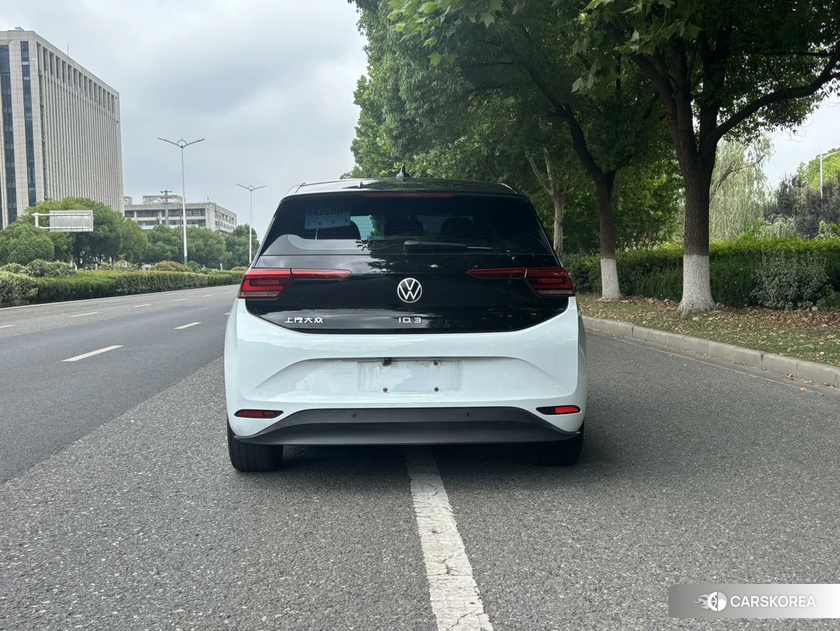 Volkswagen ID.3 2022 Белый из Китая, фото 4
