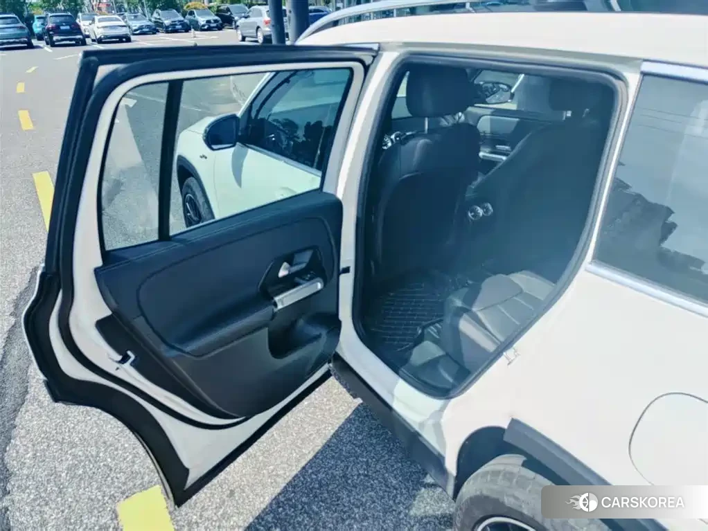 Mercedes-Benz GLB id 4583730 из Китая 16
