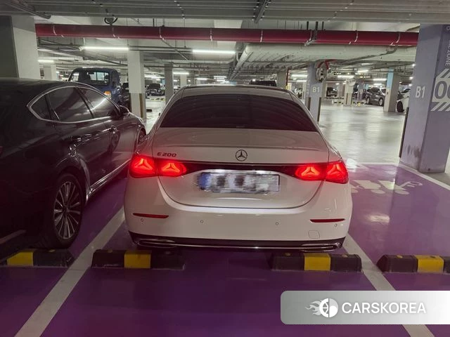 Mercedes-Benz E-Class W214 2025 Белый из Кореи, фото 4