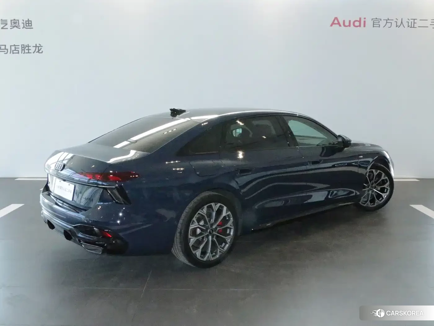 Audi A6L 2026 Синий из Китая, фото 4