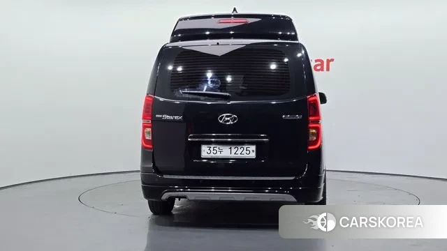 Hyundai The New Grand Starex id 3248887 из Кореи 14