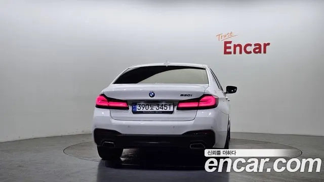 BMW 5 Series (G30) id 2862927 из Кореи 14