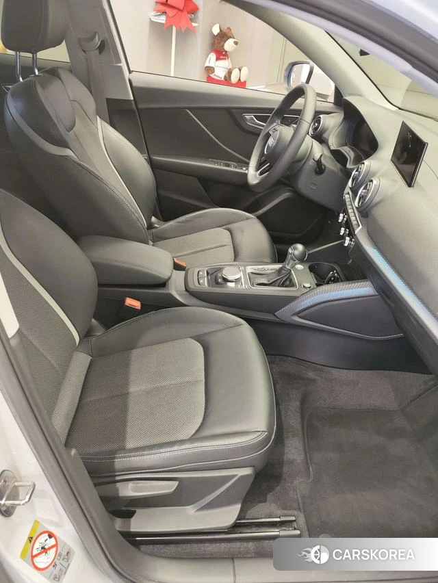 Audi Q2L e-tron id 4219641 из Китая 10