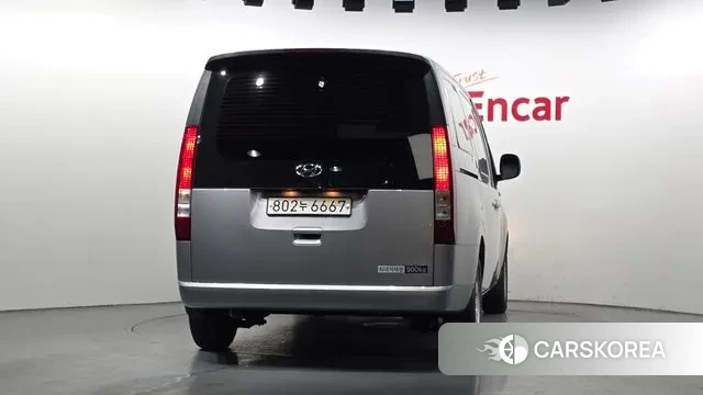 Hyundai Staria id 3758728 из Кореи 14