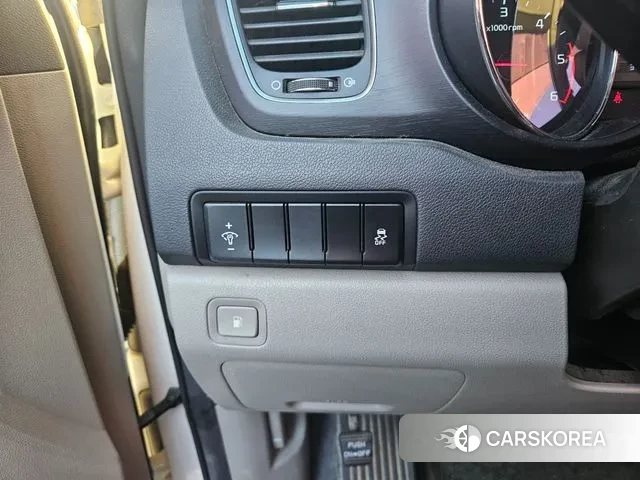 Kia The New Carnival 2018 Белый из Кореи, фото 4