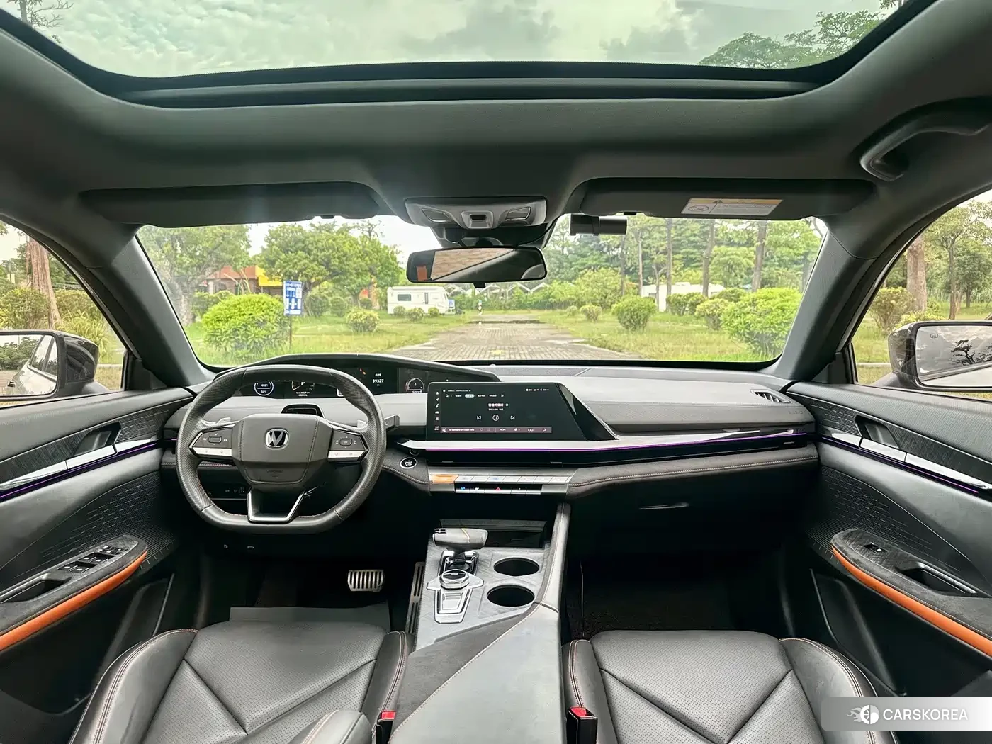 Chang'an UNI-V id 4600603 из Китая 16