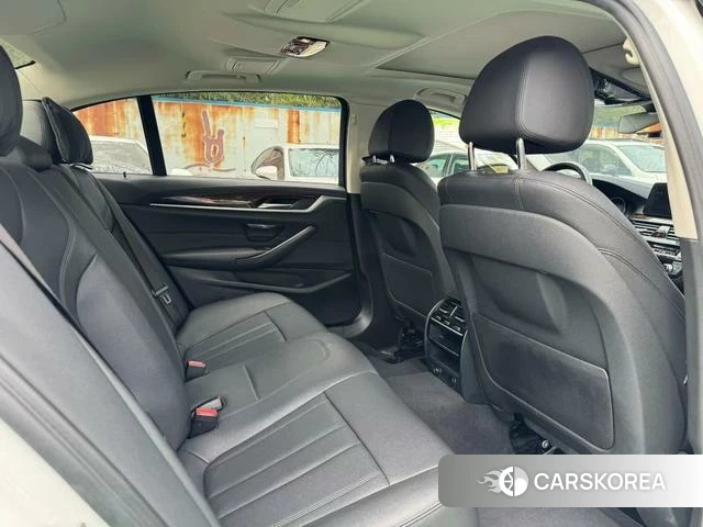 BMW 5 series 2018 Белый из Китая, фото 4