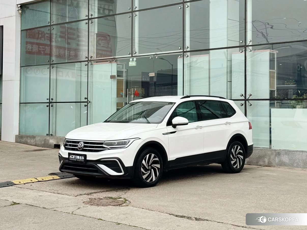 Volkswagen Tiguan L id 4421228 из Китая 14