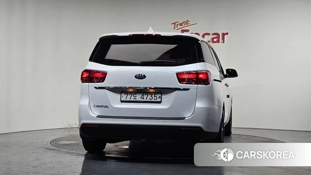 Kia The New Carnival id 4620282 из Кореи 14