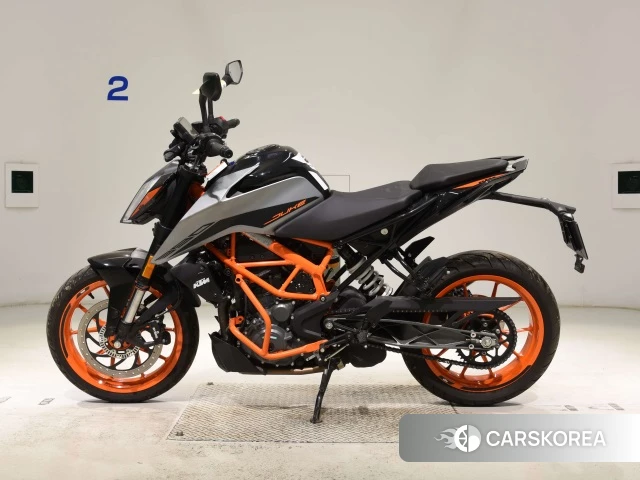 KTM 390 DUKE 2022 из Японии
