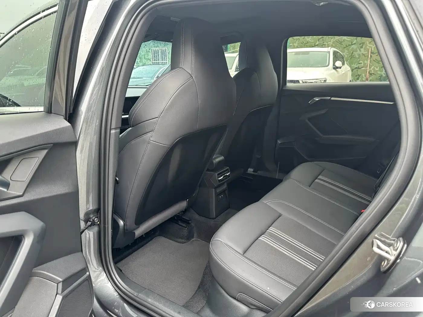 Audi A3 2023 Silver/gray из Китая, фото 5