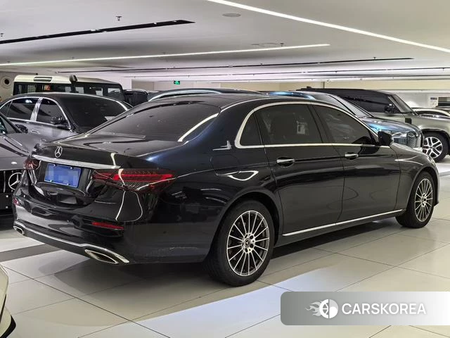 Mercedes-Benz E-class 2022 Черный из Китая, фото 4