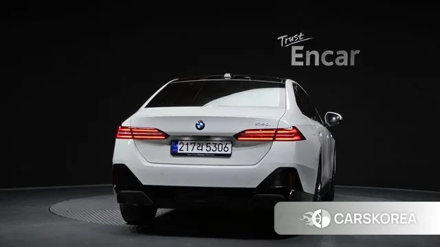 BMW 5 Series (G60) id 3644371 из Кореи 14