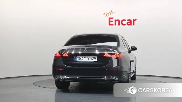 Mercedes-Benz E-Class W214 id 3720744 из Кореи 14