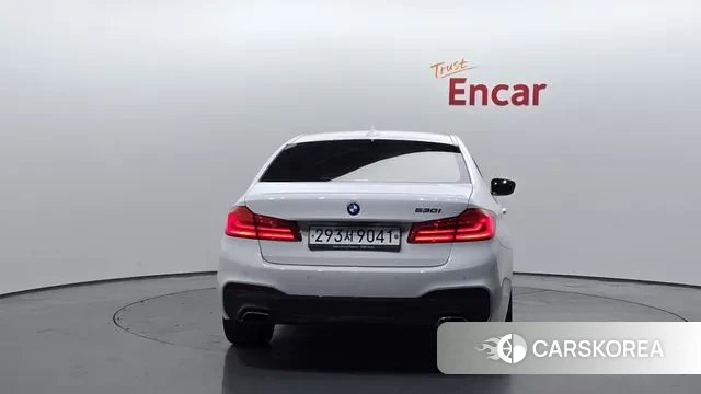 BMW 5 Series (G30) id 3018472 из Кореи 14