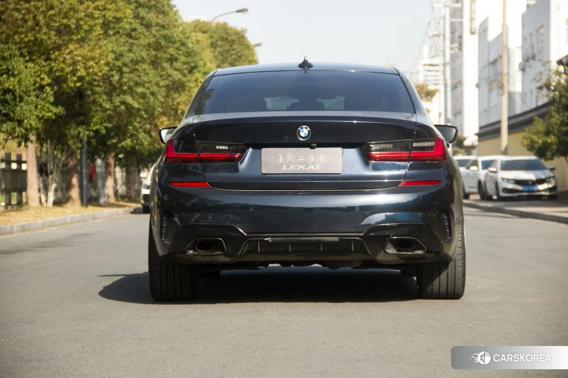 BMW 3 series 2022 Черный из Китая, фото 4