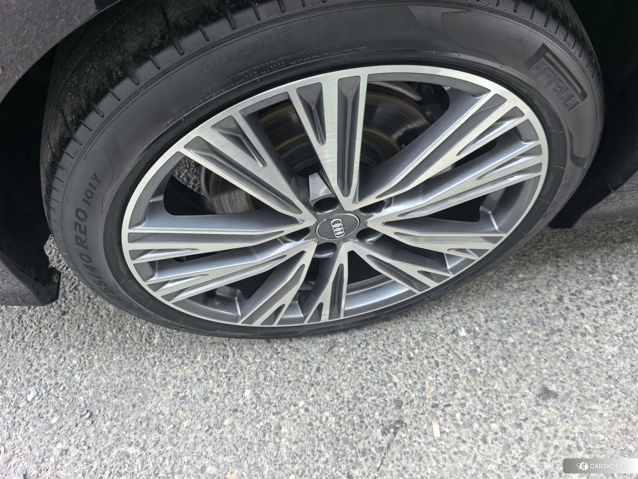 Audi A6L id 4515014 из Китая 10