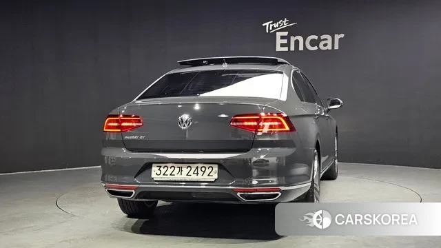 Volkswagen Passat GT (B8) id 3617343 из Кореи 14