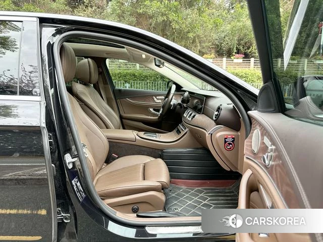 Mercedes-Benz E-class id 4274205 из Китая 13