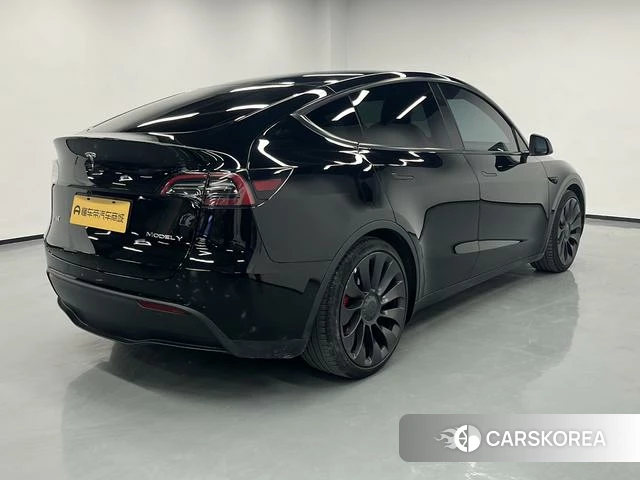 Tesla Model Y id 4236682 из Китая 14