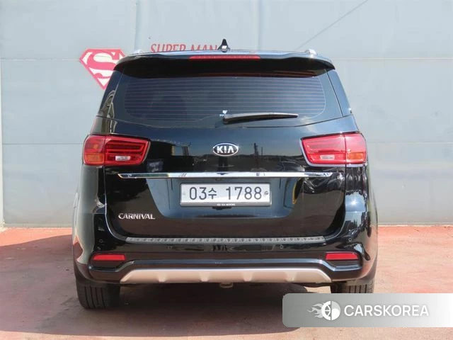 Kia The New Carnival id 4672511 из Кореи 14