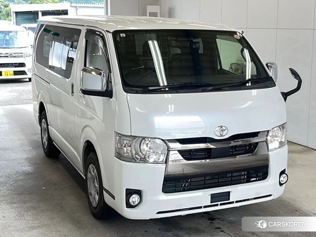 Toyota HiAce Van 2021 из Японии, фото 4