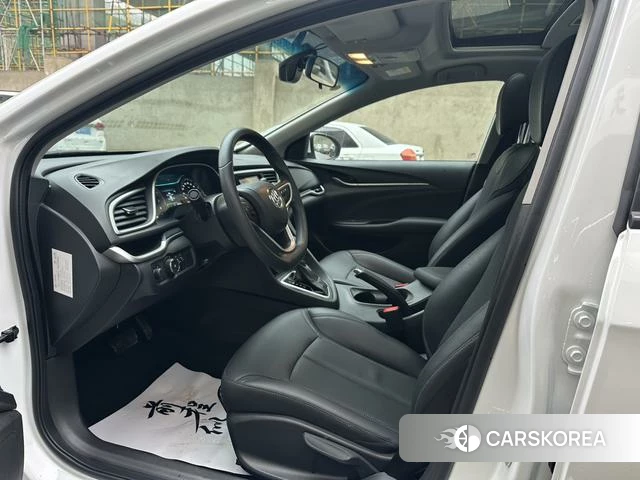 Buick Yinglang 2021 Белый из Китая, фото 5