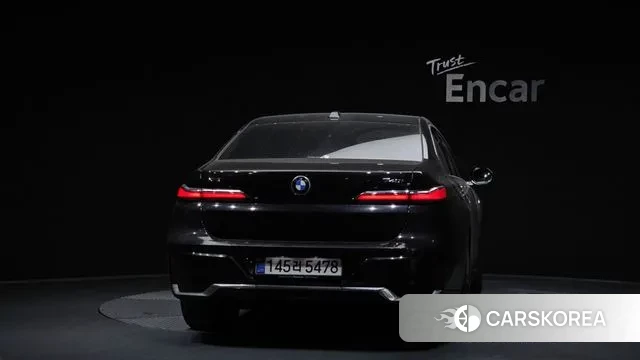 BMW 7 Series (G70) id 3596033 из Кореи 14