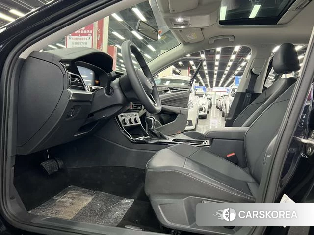Volkswagen Passat id 4301309 из Китая 8