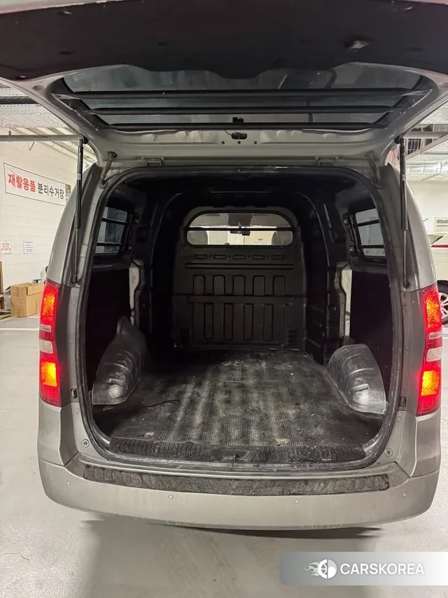 Hyundai The New Grand Starex 2020 Серебристо-серый из Кореи, фото 4