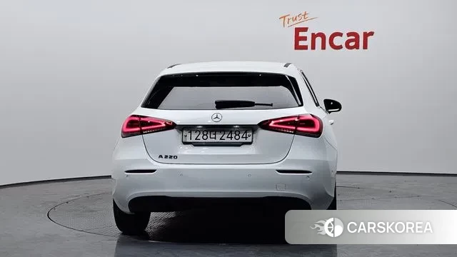 Mercedes-Benz A-Class W177 id 3568111 из Кореи 14