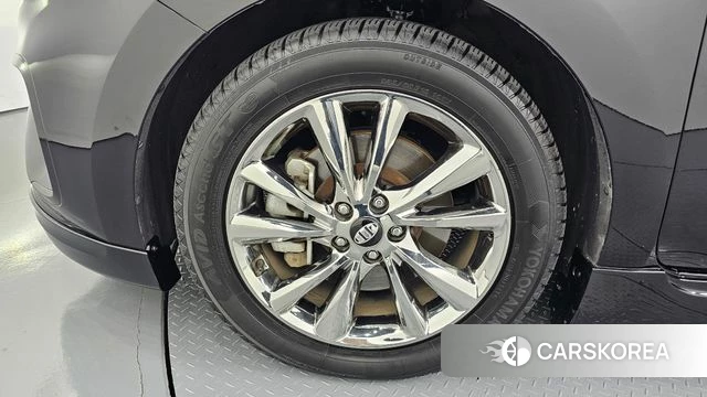 Kia The New Carnival id 4873402 из Кореи 28