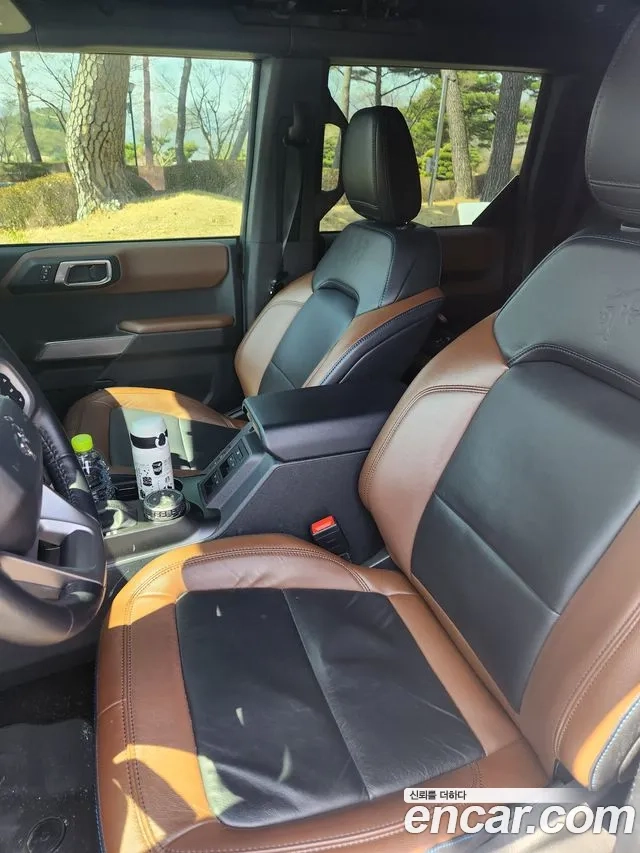 Ford Bronco 6th Generation 2022 Небесно-голубой из Кореи, фото 6