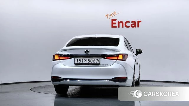Lexus ES300h 7th generation id 4701517 из Кореи 28