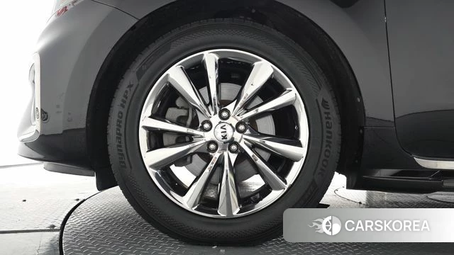 Kia The New Carnival id 4760351 из Кореи 30