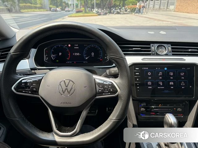 Volkswagen Magotan 2023 Черный из Китая, фото 5